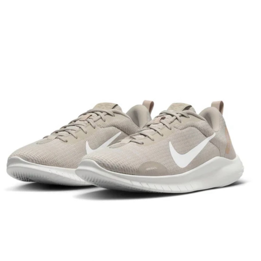 Nike Women's Flex Experience 12 Light Gray Sneakers/Running Shoes